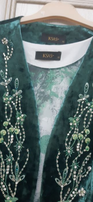 Продаётся двойка женская 30000т