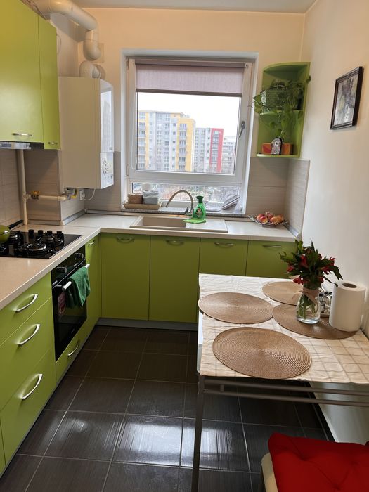 Proprietar, vand apt 2 camere Avantgarden, et 4