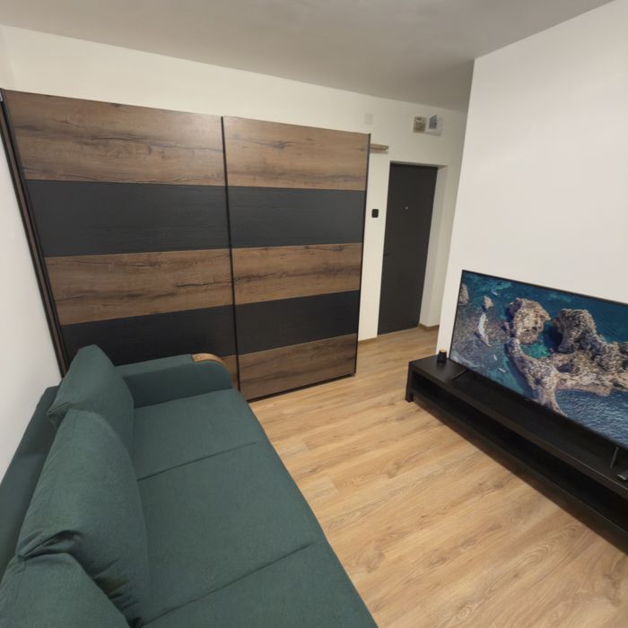 PROPRIETAR:  Titan, Garsoniera Renovata Complet - Mutare Imediata