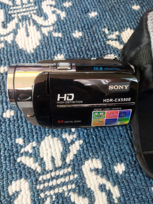 Сотилади Sony мини видеокамера