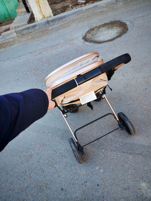 Продам коляску в хорошем состоянии