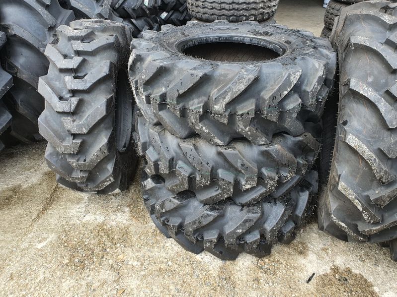 12.5/80-18 Anvelope noi pentru buldo pe fata Komatsu de la BKT RXYT