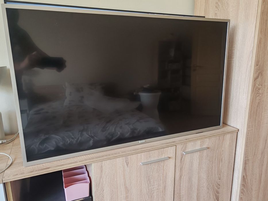 Телевизор Philips 42 инча, проблем в картината