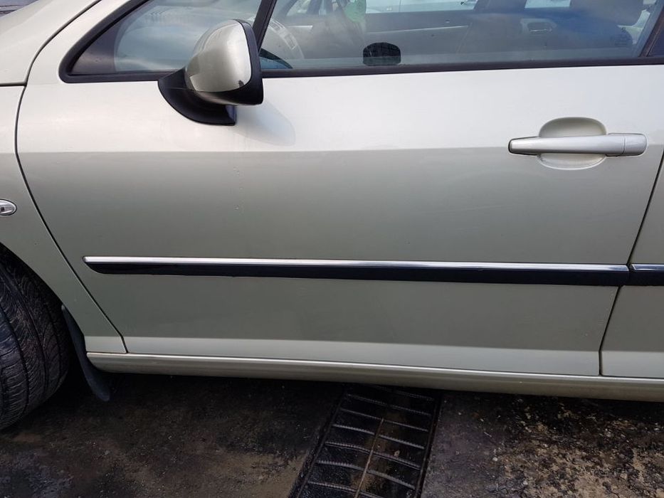 Usa / Portiera Stanga Fata Peugeot 407 Break 2004 - 2010 Cod Culoare KCV