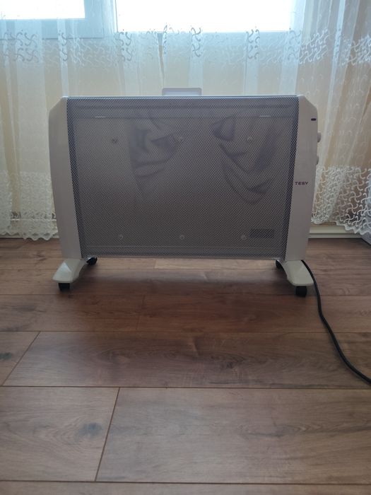 Продавам конвекторна печка Теси