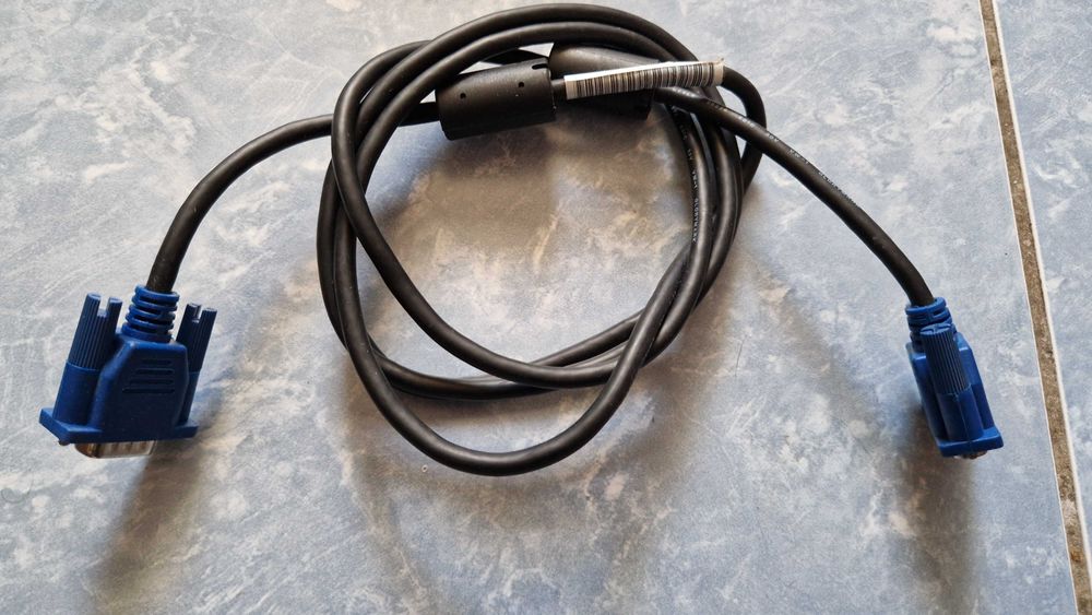 Vand Lot 58 buc cablu VGA Original HP 924318-0011913 la 300lei