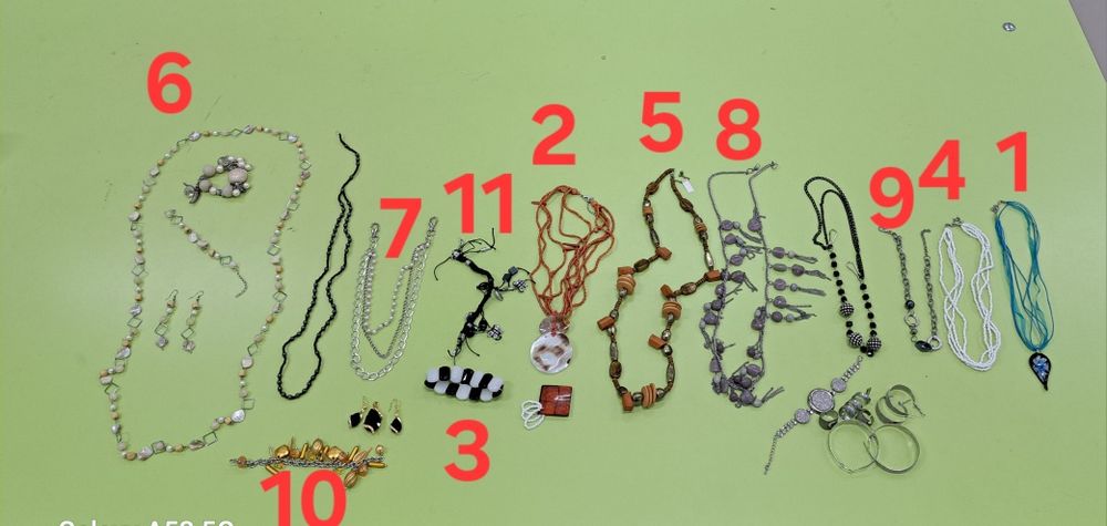 Гердани,гривни,обици..