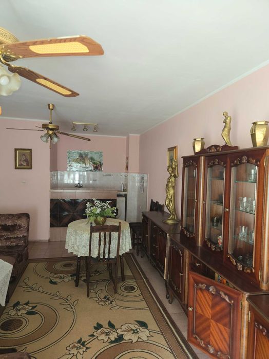 Продава се Двустаен апартамент в Варна, Окръжна болница - 77 кв.м за 2143 €/кв.м - Снимка #9