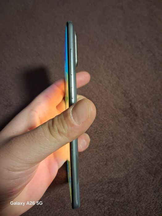 Самсунг А71 в отлично състояние