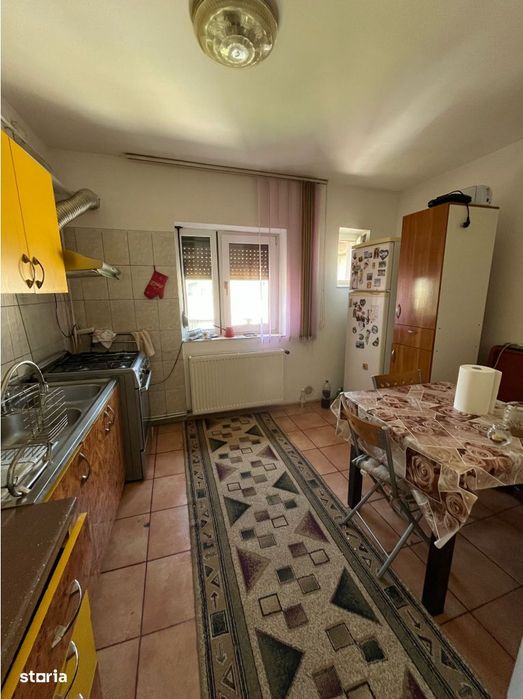 Apartament trei camere - 82 mp - Poliție Gară