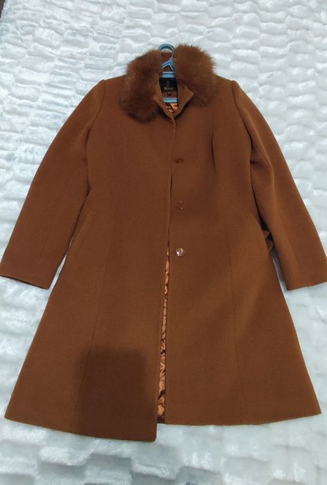Қыстық кашемир пальто сатылады