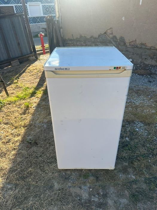 Congelator vertical Arctic