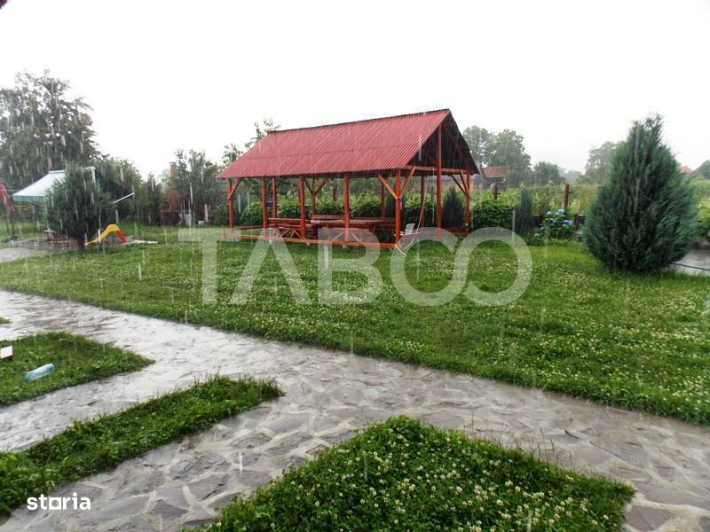 Pensiune 13 camere si teren 3000 mp de vanzare la cheie Comision 0%