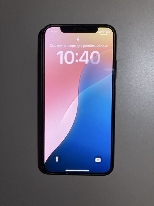 iPhone XS (Battery 100%)