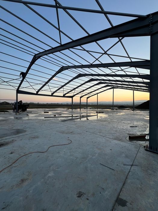 Vând structura metalica 800m.p