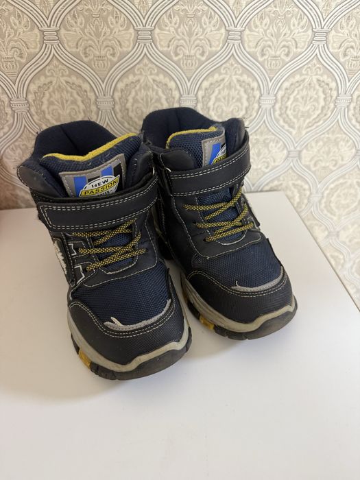 Детские зимние ботинки