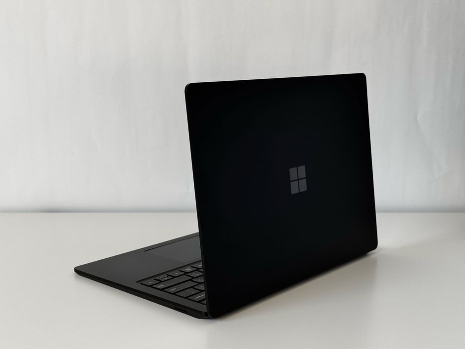 Microsoft Surface Laptop 3 - 13.5” | i5 | 16GB | 256 GB SSD