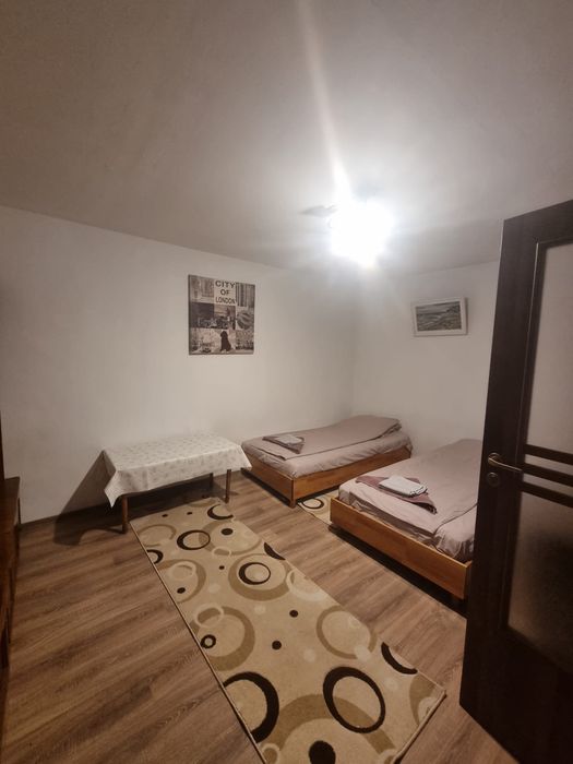 Inhiriez camera la casa zona COPOU