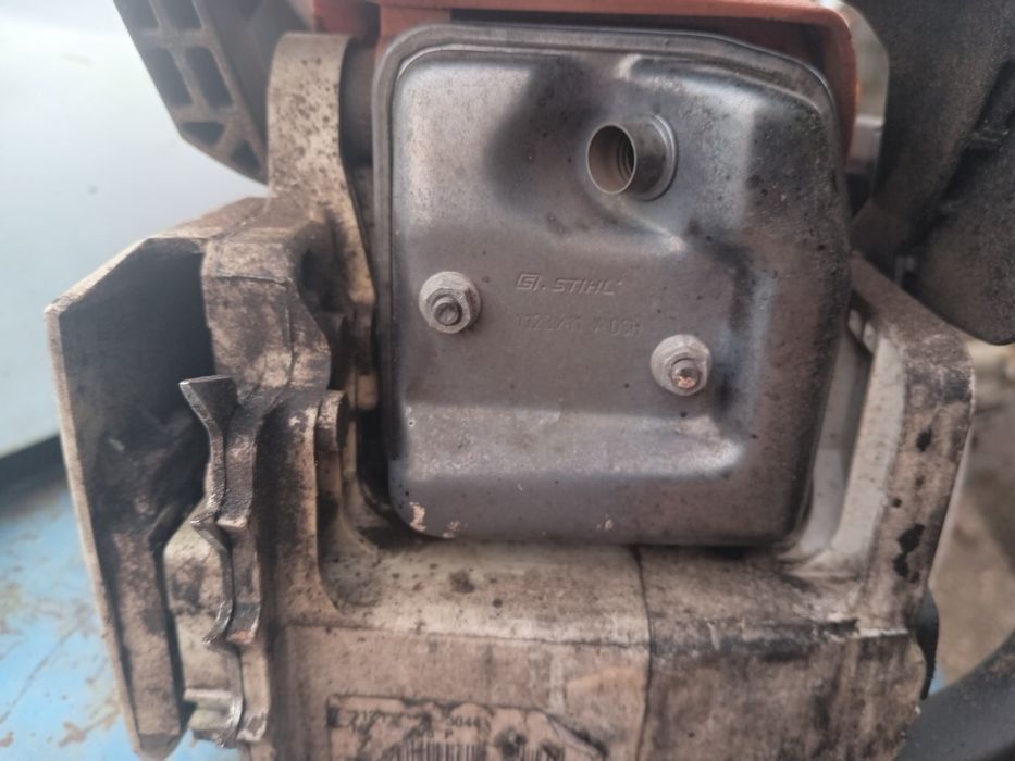 Продам бензопилу штиль мс250