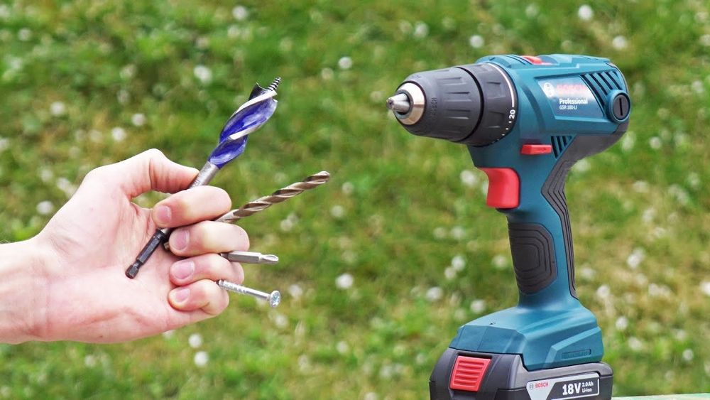 BOSCH original Шуруповёрт GSR 180-LI (2x2,0 Ah)
Professiona