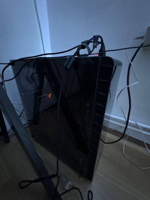 vand pc plus monitor