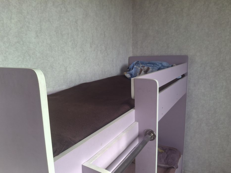 Продаётся двухярусный кровать