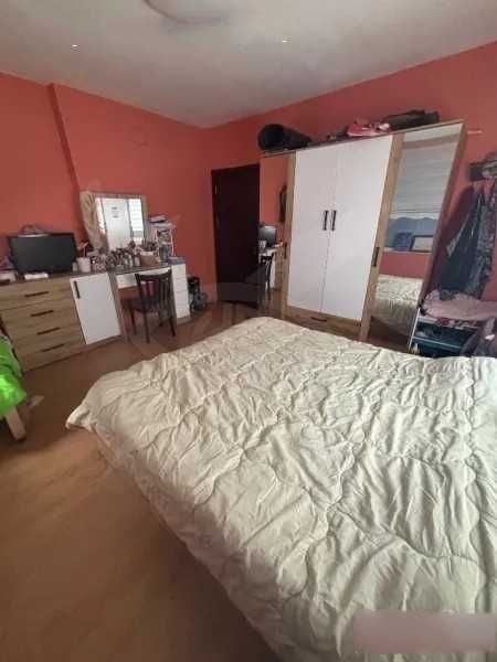 Етаж от къща в Асеновград! 75826