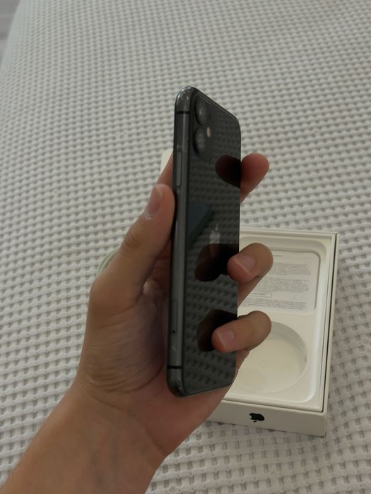 Продам айфон 11 128гб /iPhone 11 128гб