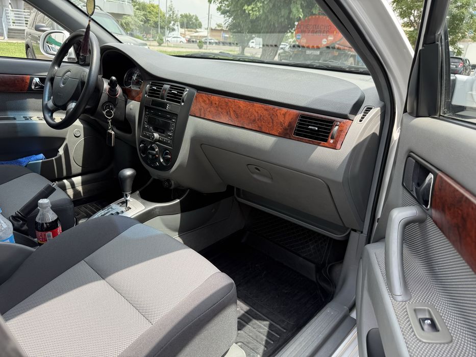 Lacetti Автомат 2010 год