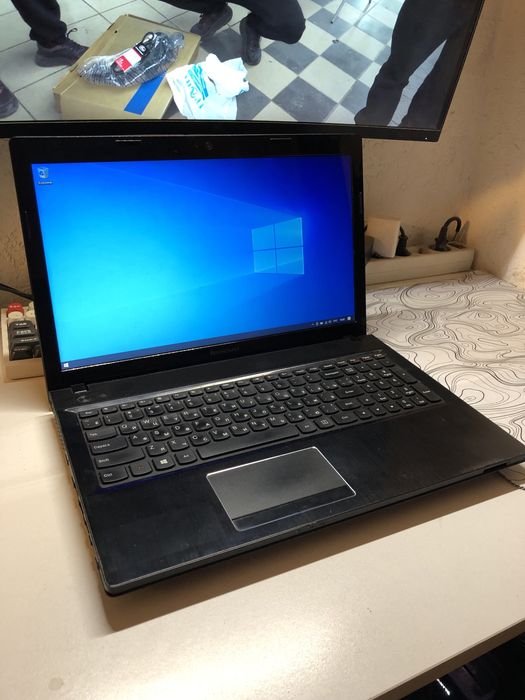 Продам ноутбук i7