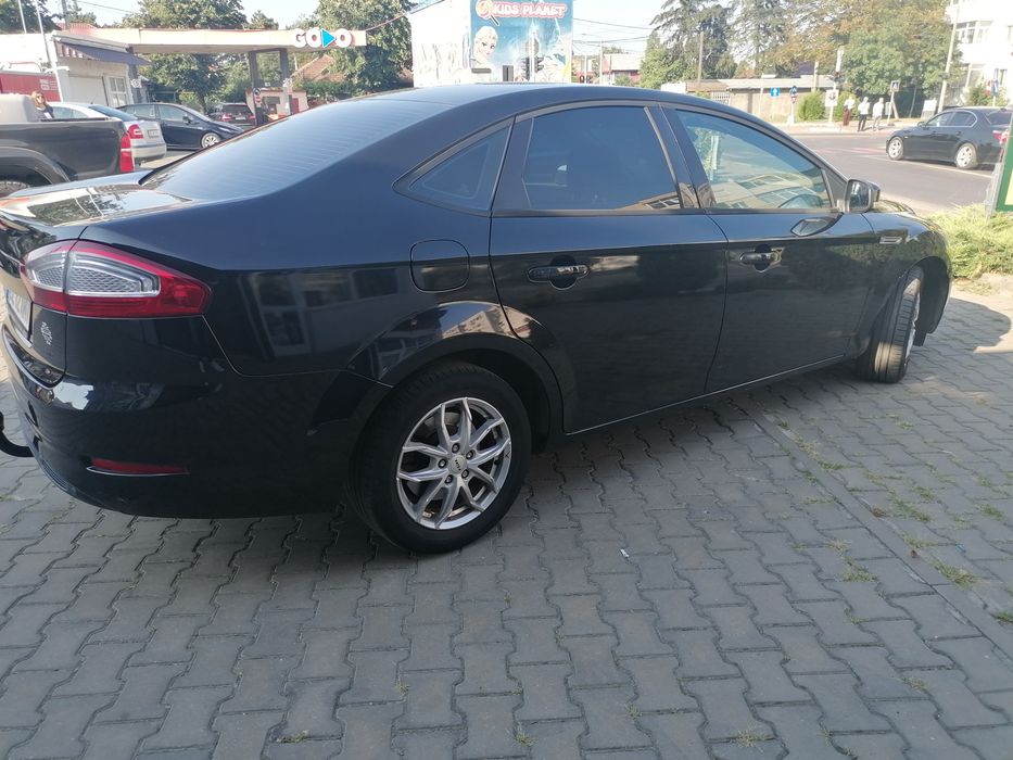 FORD MONDEO 121.000 km (OCAZIE)