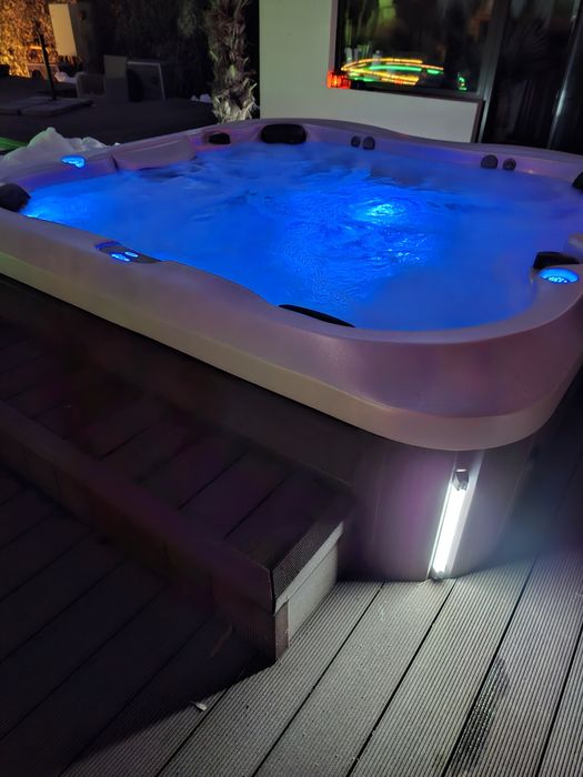 Hidromasaj - Jacuzzi J365