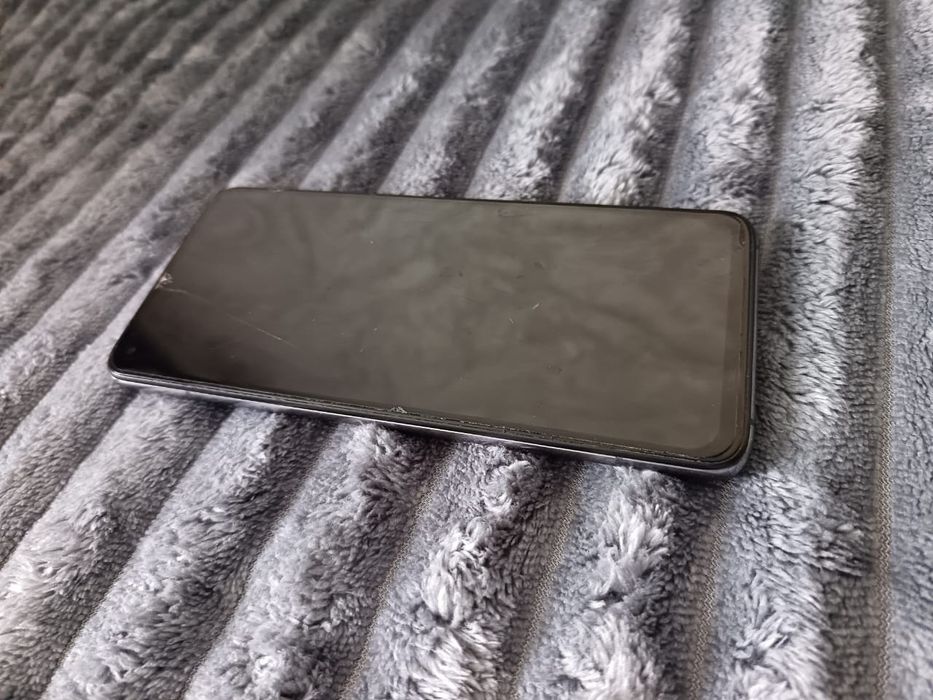 Продам телефон mi 10t