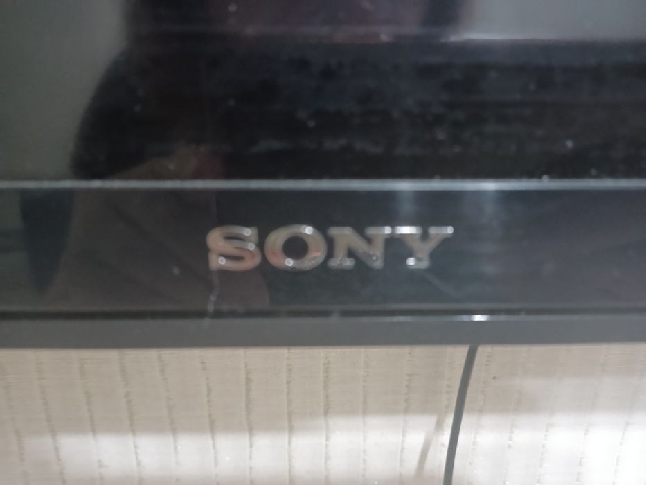 Продам телевизор