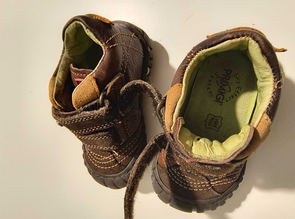 Лот детски есенно-зимни обувки