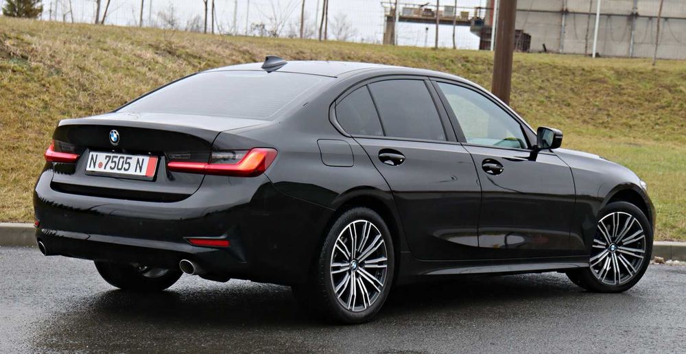 BMW 320 D / G20 / 2022 / Laser / Carplay/Ceasuri/Camera/MILD HYBRID