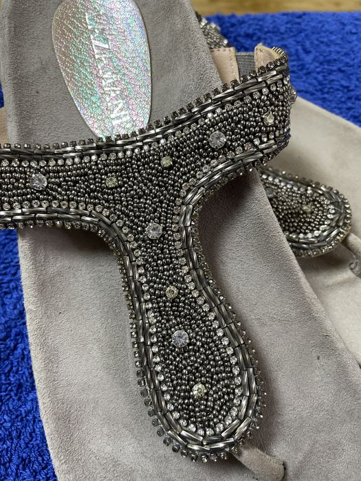 Женские босоножки