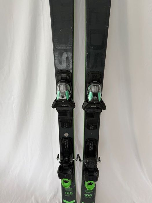 Ski Schiuri piste race carver Atomic Redster X5 168 cm