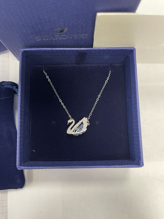 Колие с формата на лебед Сваровски/Swarovski