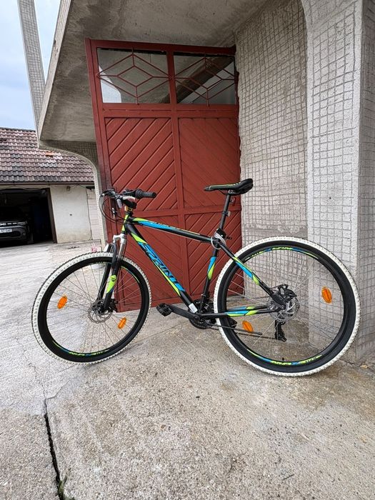 Vand bicicleta pe care am folosito de 2 ori