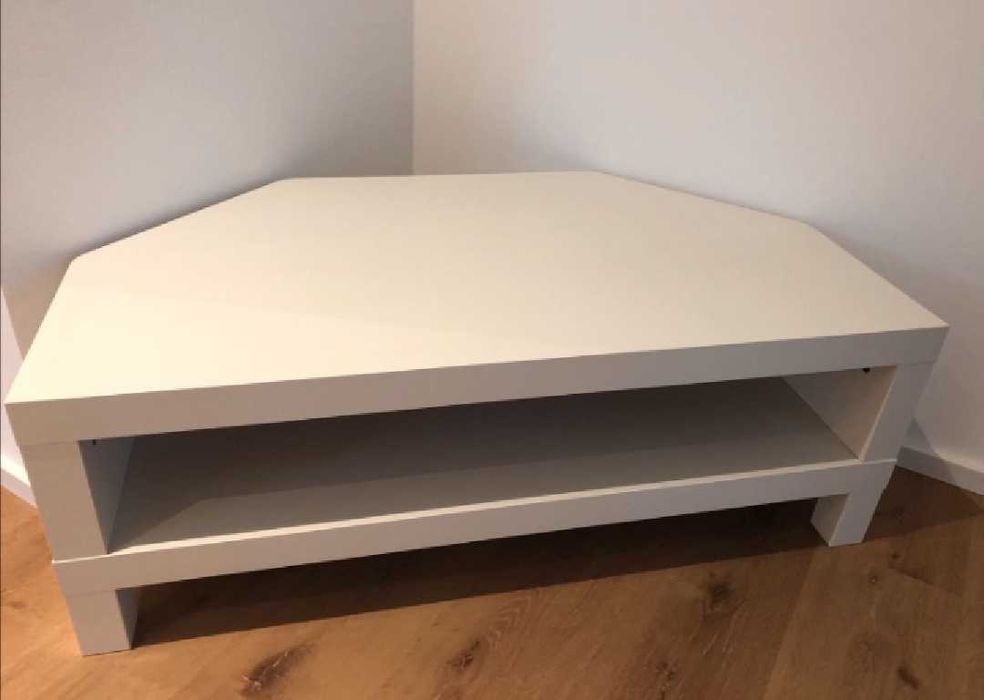 Угловая тумба под телевизор