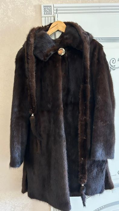 Продам норковую шубу