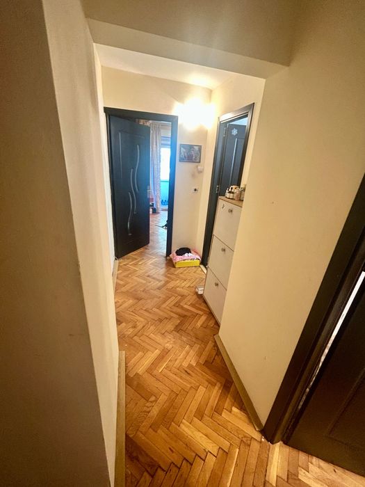 Inchiriez apartament 2 camere in zona Odobescu