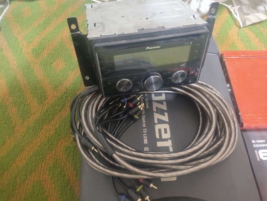 Комплект музыки в авто