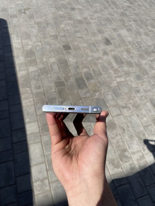 Samsung S22 ultra  8/128