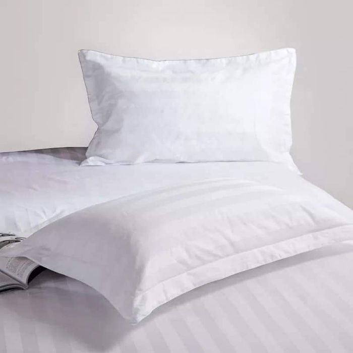 Lenjerie bumbac damasc HoReCa cu dunga lata si densitate mare 170gr/mp