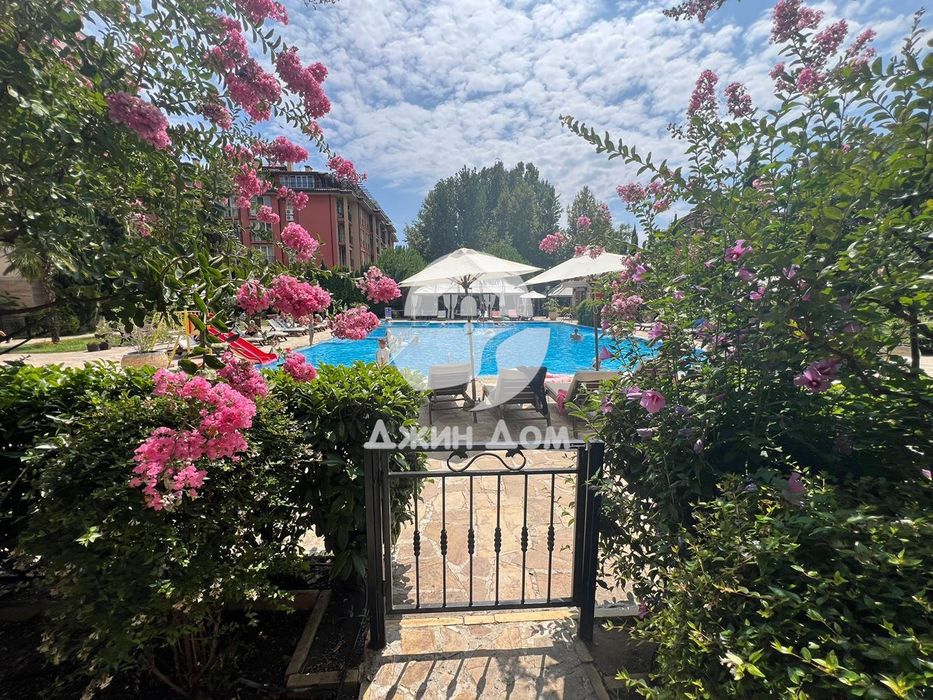 Продава се Двустаен апартамент в к.к. Слънчев бряг - 74 кв.м за 1338 €/кв.м - Снимка #7