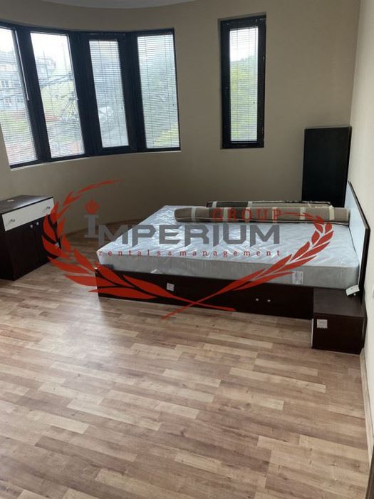 Дава се под наем Тристаен апартамент в Варна, Погреби - 85 кв.м за 433.5 € - Снимка #2