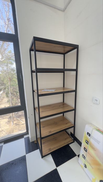 Polkali shkaf sotiladi. Ofis, o'quv markaz, oxshnoa uchun