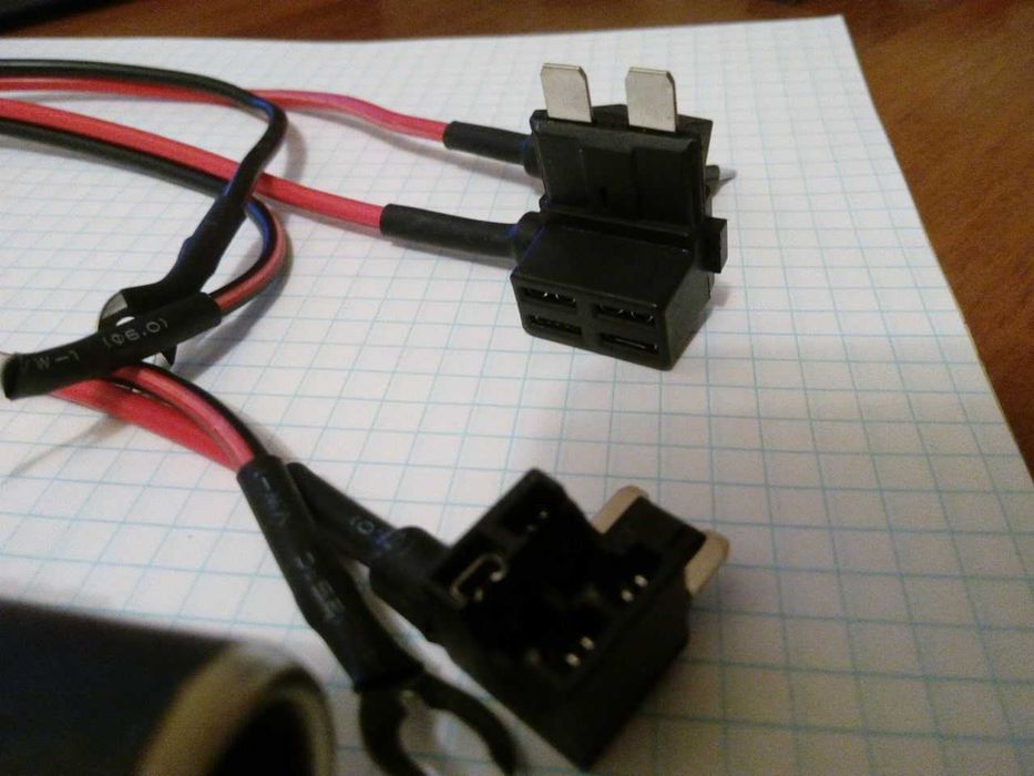 гнездо прикуривателя с вилкой